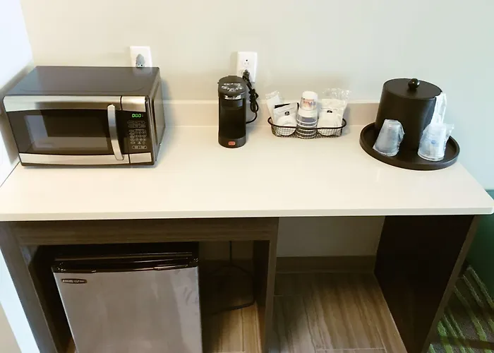 Best Western Plus Prien Lake Hotel & Suites - Lake Charles